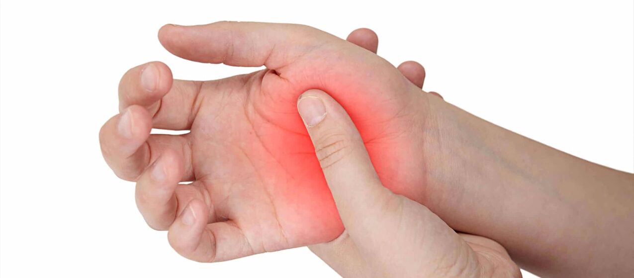 Bol i crvenilo u području zgloba prati razvoj artroze